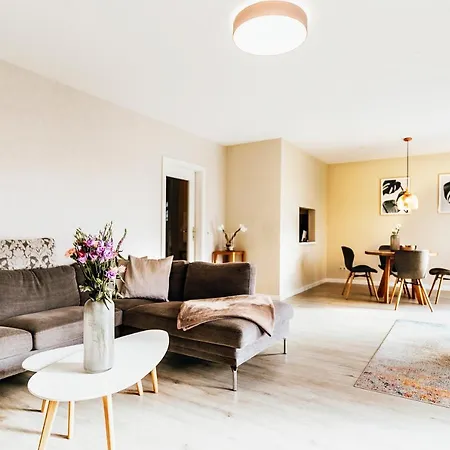 Waldstrasse 5b 04 * Ostseebad Kühlungsborn